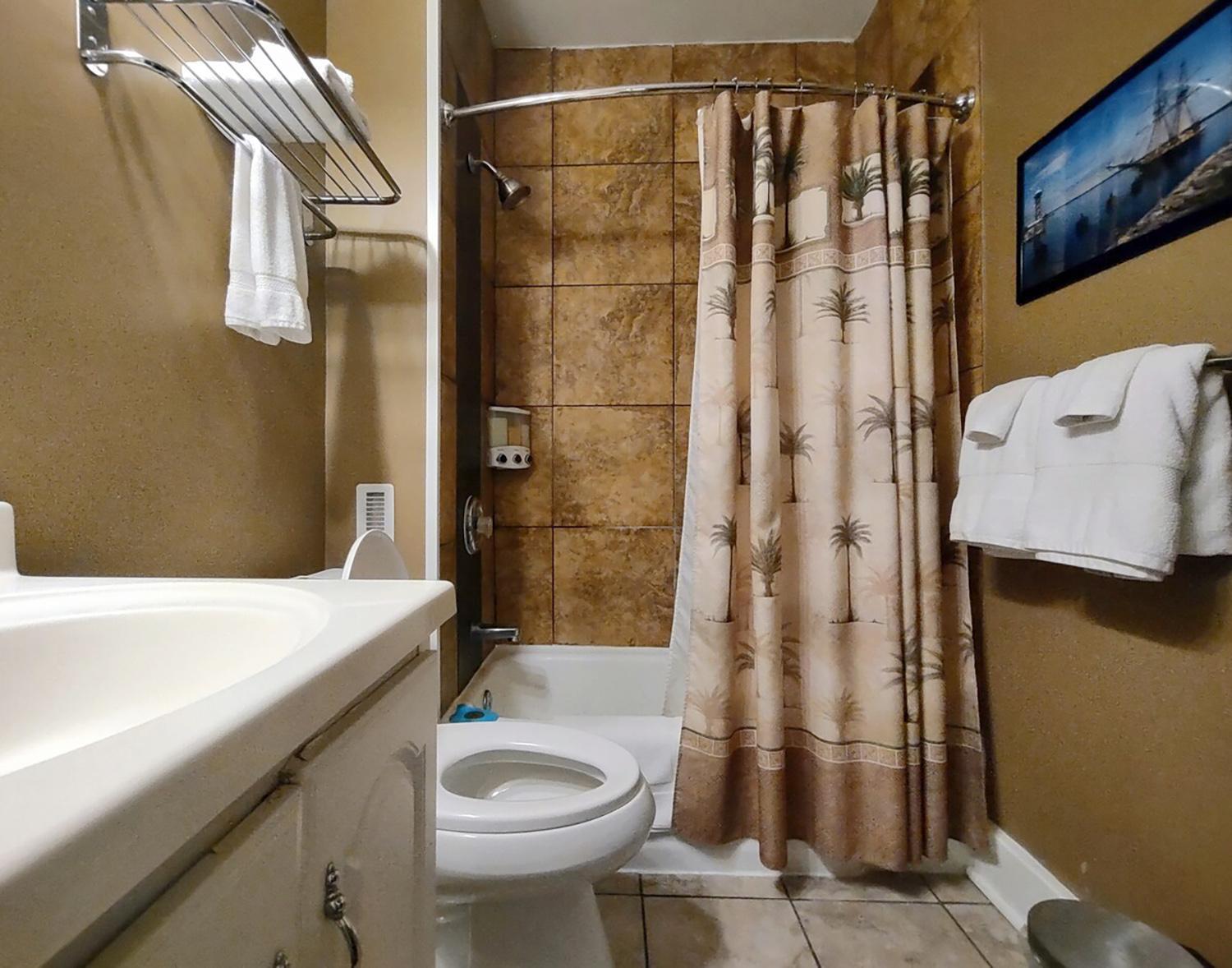 Spacious Frontier Park Apartment Erie Dış mekan fotoğraf